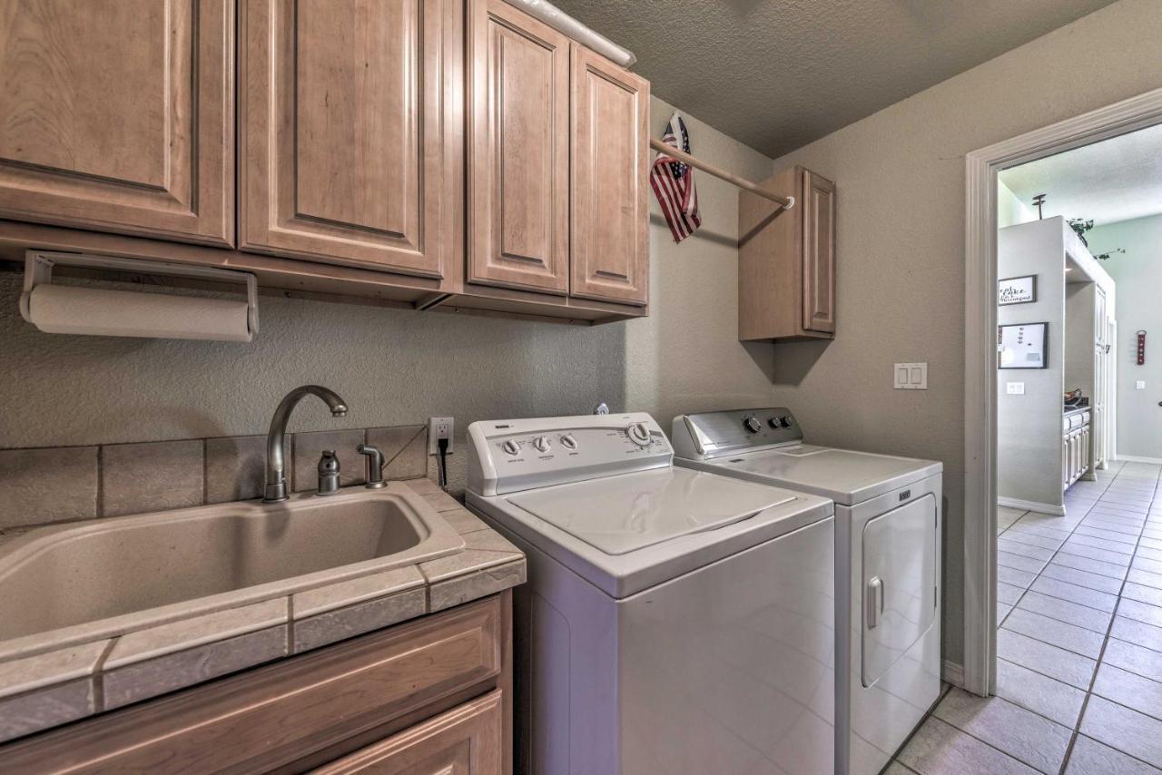 Roomy Ruidoso Retreat With Deck, Grill, And Mtn Views! Dış mekan fotoğraf